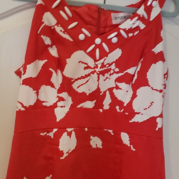 Studio I Dress - Picture 4 of 4